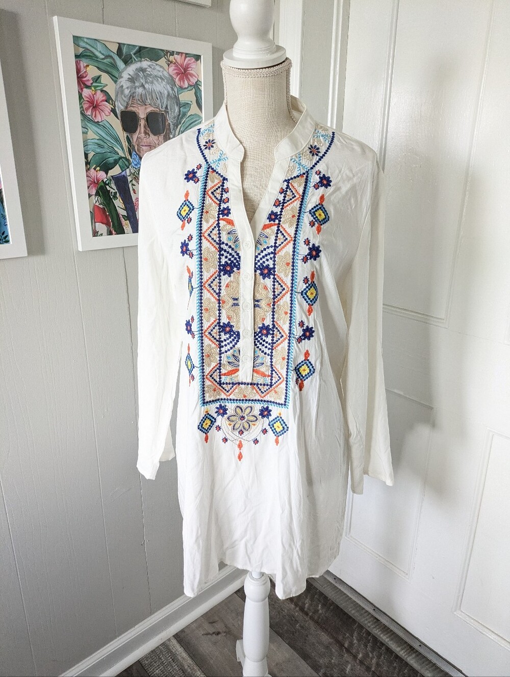 Anthropologie Luna Moon Embroidered White Tunic Top Sz L Floral Tribal Festival